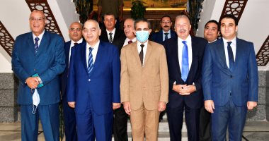 محافظ الغربية يستقبل رئيس هيئة قضايا الدولة.. اعرف التفاصيل