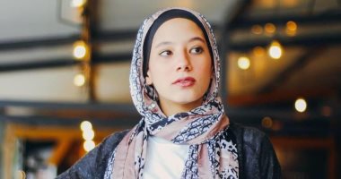 برة الملعب.. نور البكرى لاعبة السلاح: بحب عمرو دياب ونفسى أكون مصممة أزياء