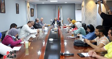 مساعد وزير التموين يعلن إتاحة 6 خدمات للسجل التجارى على بوابة مصر الرقمية.. صور