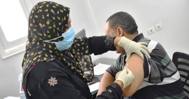 بعد زيادة مراكز التطعيم في الشرقية.. استمرار توافد المواطنين لتلقي لقاح كورونا