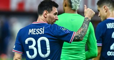 والد ميسي: أشعر بالأذى من مسئولى برشلونة وليس غريبًا رؤيته بقميص جديد.. فيديو