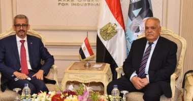 وفد من جامعة الدول العربية يزور العربية للتصنيع.. ويؤكدان على دعم التحول الرقمى