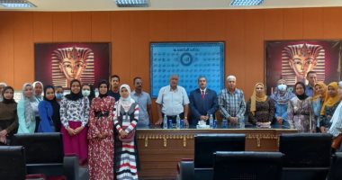 جامعتا الأقصر وجنوب الوادى تواصلان اللقاءات التوعوية لمحو الأمية لطلاب الجامعتين