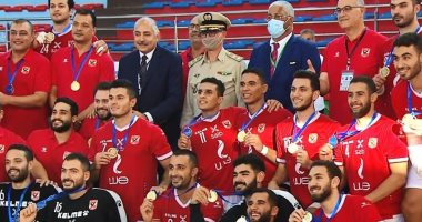 الأهلى يتوج بطلا للكؤوس الأفريقية لليد للمرة الرابعة