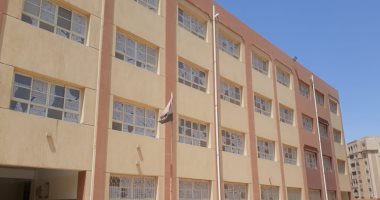 إصابة تلميذ إثر سقوط بوابة حديدية عليه أثناء هروبه من المدرسة بالدقهلية