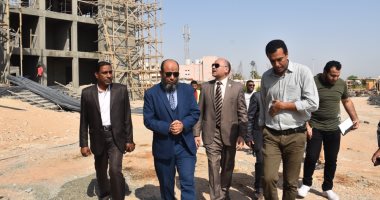 وفد التعليم العالى بوزارة التخطيط يتفقد مشروعات جامعة الأقصر