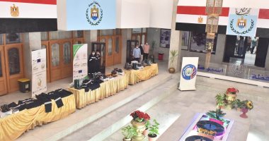 محافظ أسيوط يتفقد وصول مهمات وقائية وزى موحد للعاملين بمنظومة النظافة.. صور 