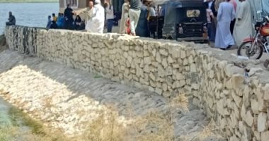 لليوم الرابع.. أهالى الواسطى ينتظرون العثور على جثمان طالبة غرقت بالنيل.. فيديو