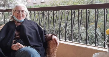 أمينة رشيد.. سليلة النبلاء تأثرت بالفرنسية فكيف تحدثت عن بداية الأدب الفرنسى؟