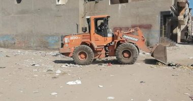 حملات للنظافة ورفع الإشغالات وتطهير خطوط الصرف وتأهيل الترع فى كفر الشيخ