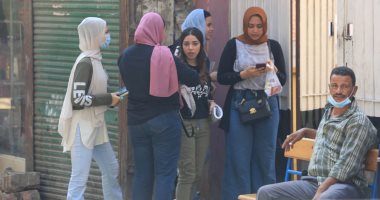 صور.. بدء امتحان العربى للثانوية العامة دور ثان وسط إجراءات احترازية ووقائية
