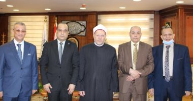رئيس النيابة الإدارية يؤكد على دور "الإفتاء" فى إرساء المبادئ الإنسانية والدينية