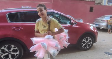 حكاية بائع غزل البنات بالزقازيق.. أزهرى حلمه استكمال تعليميه.. صور وفيديو