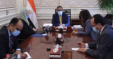رئيس الوزراء يتابع ملفات عمل وزارة التضامن 
