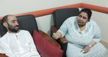شايلة البيت وبتجرى على علاج أهلها.. والدة الطفلة هنا: أنقذتنى وبترعى اخواتها.. فيديو