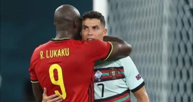 لوكاكو يرفض مقارنته بكريستيانو ويؤكد: رونالدو ضمن أفضل 3 لاعبين فى التاريخ