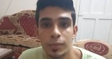 طالب جامعي يعمل في كافتيريا بمحطة القطار  يعيد 20 ألف جنيه لصاحبها.. فيديو