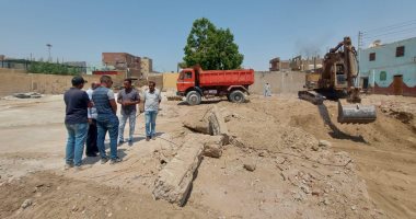 مدينة إسنا تشهد بدء العمل فى إنشاء أول مركز خدمات الزراعية بقرية الدير