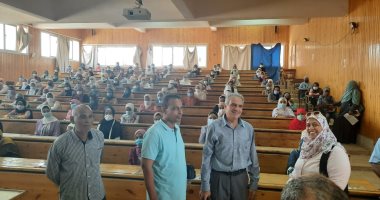 نائبة محافظ أسوان تتفقد لجان اختبارات الطلاب المرشحين لمدارس التمريض 