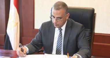 محافظ سوهاج: تطبيق الإجراءات الاحترازية وحظر دخول المنشآت والهيئات دون كمامة