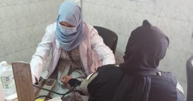 الكشف على 1036 مواطنا فى قافلة طبية مجانية بقريتى أبو حزام وحمرا دوم بقنا