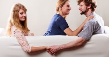 5 أبراج رجالها الأكثر ميلاً للخيانة.. الميزان بصباص والجوزاء بيشبع نزواته