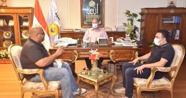 محافظ أسيوط يناقش إنشاء مصنع تدوير المخلفات الصلبة