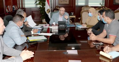 محافظ بنى سويف يوجه بحلول عاجلة لشكاوى ومطالب بعض الأهالى بقرى الواسطى وناصر