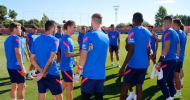 جريزمان يخوض أول مران مع أتلتيكو مدريد.. فيديو وصور 