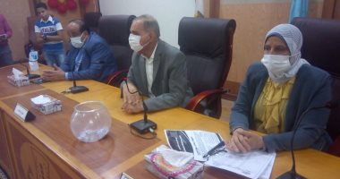 إجراء القرعة العلنية لمشروع عربات الطعام والمشروبات بالحديقة المركزية بكفر الشيخ