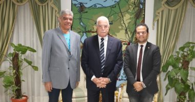 محافظ جنوب سيناء يلتقى رئيس مهرجان شرم الشيخ الدولى للمسرح الشبابى