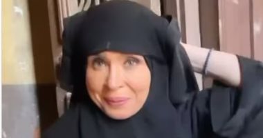 بعد ظهورها بالحجاب .. الراقصة دينا ترتدى النقاب لهذا السبب .. فيديو وصور 