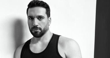 توقف تصوير فيلم "تحت تهديد السلاح" بسبب "إجازة مفتوحة"