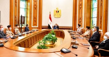 الرئيس السيسى يطلع على منشآت القيادة الاستراتيجية بالعاصمة الإدارية