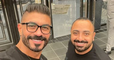 تفاصيل رحلة خالد سليم والمخرج مرقس عادل إلى دبى من أجل "فى القلب"