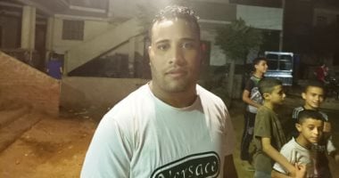 شاهد كواليس المواقف الإنسانية للراحل محمود العربى فى مسقط رأسه بالمنوفية (فيديو)