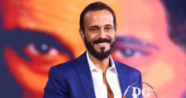 يوسف الشريف يهدي تكريمه في دير جيست للفنانين سمير غانم ودلال عبد العزيز