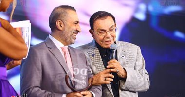 تكريم سمير صبرى من "دير جيست".. ويعلق: سعيد إنى بتكرم وأنا عايش