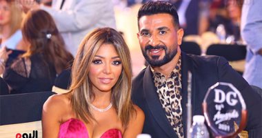 أحمد سعد وزوجته علياء فى أول ظهور منذ زواجهما ويحتفل بجائزة أحسن تتر مسلسل