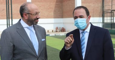 جامعة القاهرة تدعو حسام المندوه للانضمام الي عضوية مجلس ادارة مجمع الشارقة 