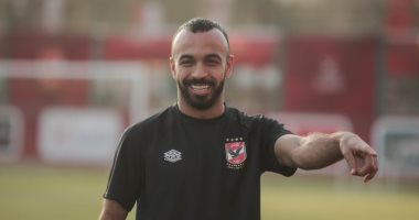 الأهلي يبدأ إجراءات تعديل عقد ديانج وأفشة خلال توقف الدوري