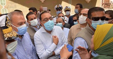 أهالى القليوبية يتحدثون لـ"اليوم السابع" بعد لقاء رئيس الوزراء.. أمين عدلى: وعدنا ببناء منزلين لى وشقيقى ومش مصدق لحد دلوقتى.. وميلاد عدلي: حاجه متتوصفش وتشرفنا.. وإبراهيم عبد الحليم: "حياة كريمة" عظيمة للغلابة