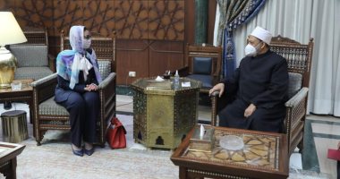 شيخ الأزهر: الأرض تسع الجميع إذا سادت فيها القيم الدينية والإنسانية