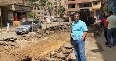 حى بولاق بالجيزة يرصف شارع ترعة عبد العال 2 ويرفع إشغالات المحال