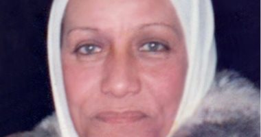 مصطفي قمر يستعيد ذكرى والدته الراحلة بصورة: " أصلها جاية علي بالي "