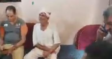 ضربه بالنار على باب المسجد.. أسرة قتيل الدقهلية تروى تفاصيل الحادث المؤلم.. لايف