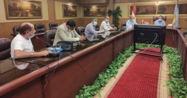 محافظ الغربية يبحث آليات تطوير وحدات المتغيرات المكانية مع رؤساء المراكز والمدن