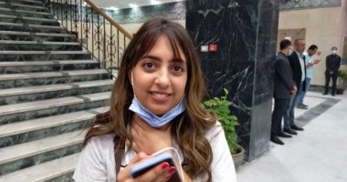 فتاة الفستان بعد الصلح مع مراقبى جامعة طنطا: اعتذرت للمراقبين ومفيش قضايا ..فيديو
