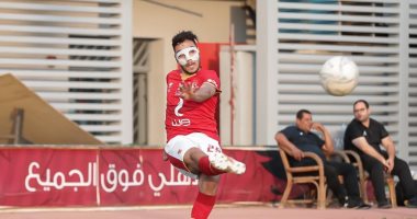 "ماسك" أكرم و"قوة" ميكسيونى الأبرز فى ودية الأهلى والمقاولون.. صور
