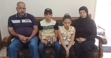 كان رساما وخطاطا.. دموع لم تجف على وفاة محمد أشرف فى حمام السباحة بالمنيا.. لايف